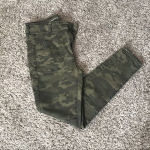 American Eagle Outfitters High-Rise Jeggings